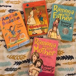 🎁3/$15 AMELIA BEDELIA & RAMONA BOOK BUNDLE